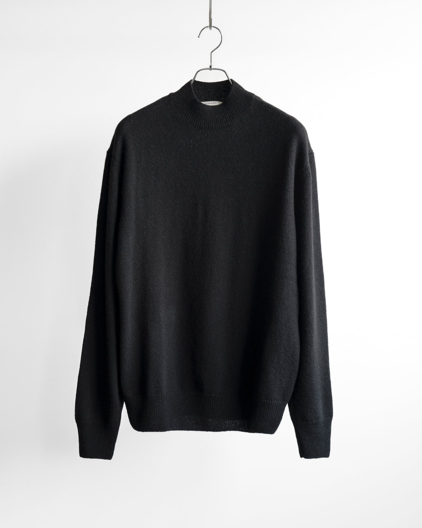 MOCK NECK SWEATER