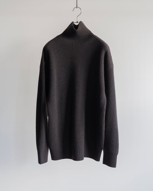 TURTLE NECK CLOUD SWEATER