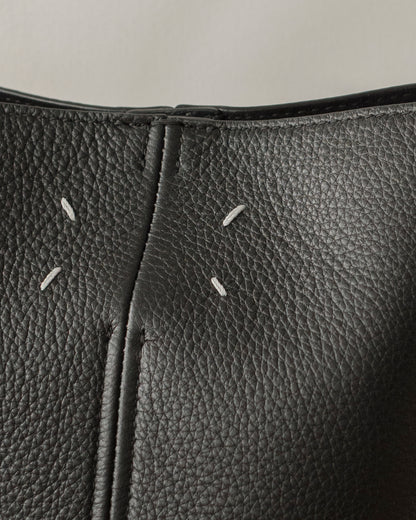 DRESS-AGE SHOULDER BAG