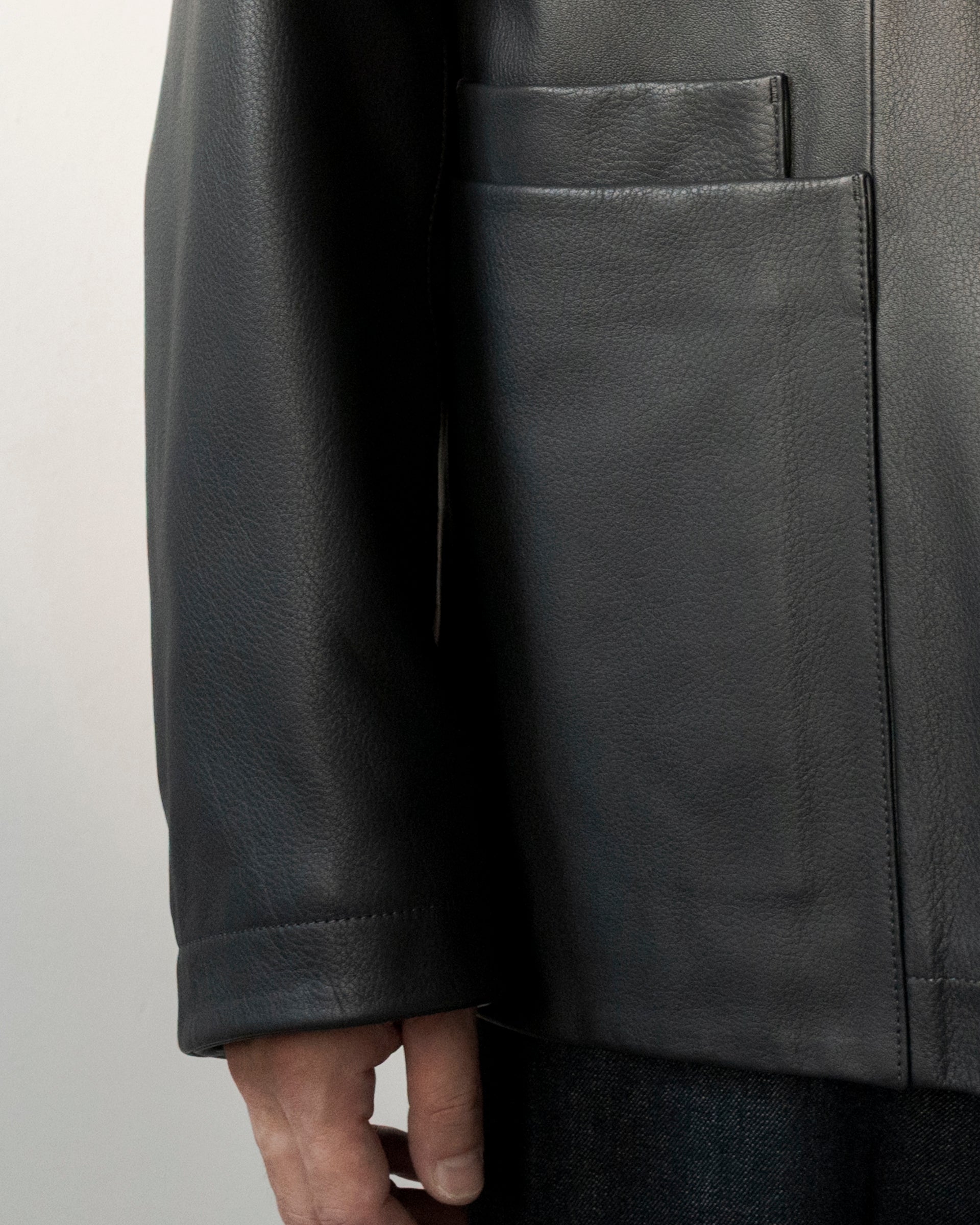 LEMAIRE LEATHER WORKWEAR JKT ルメール　新品　上質 LEATHER WORKWEAR JACKET - Asphalt - Grained Cow Leather - Men