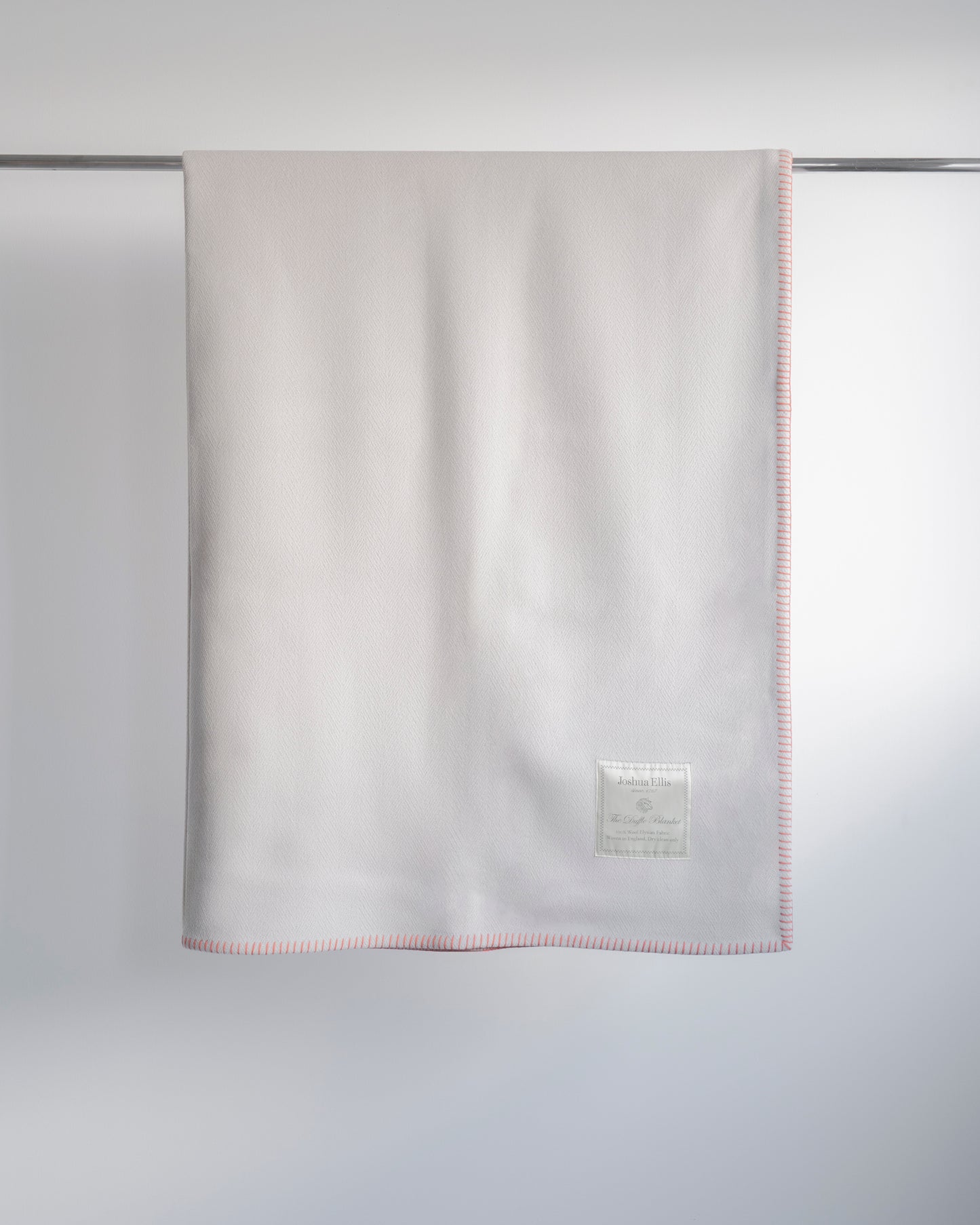 WOOL HERRINGBONE DUFFLE BLANKET