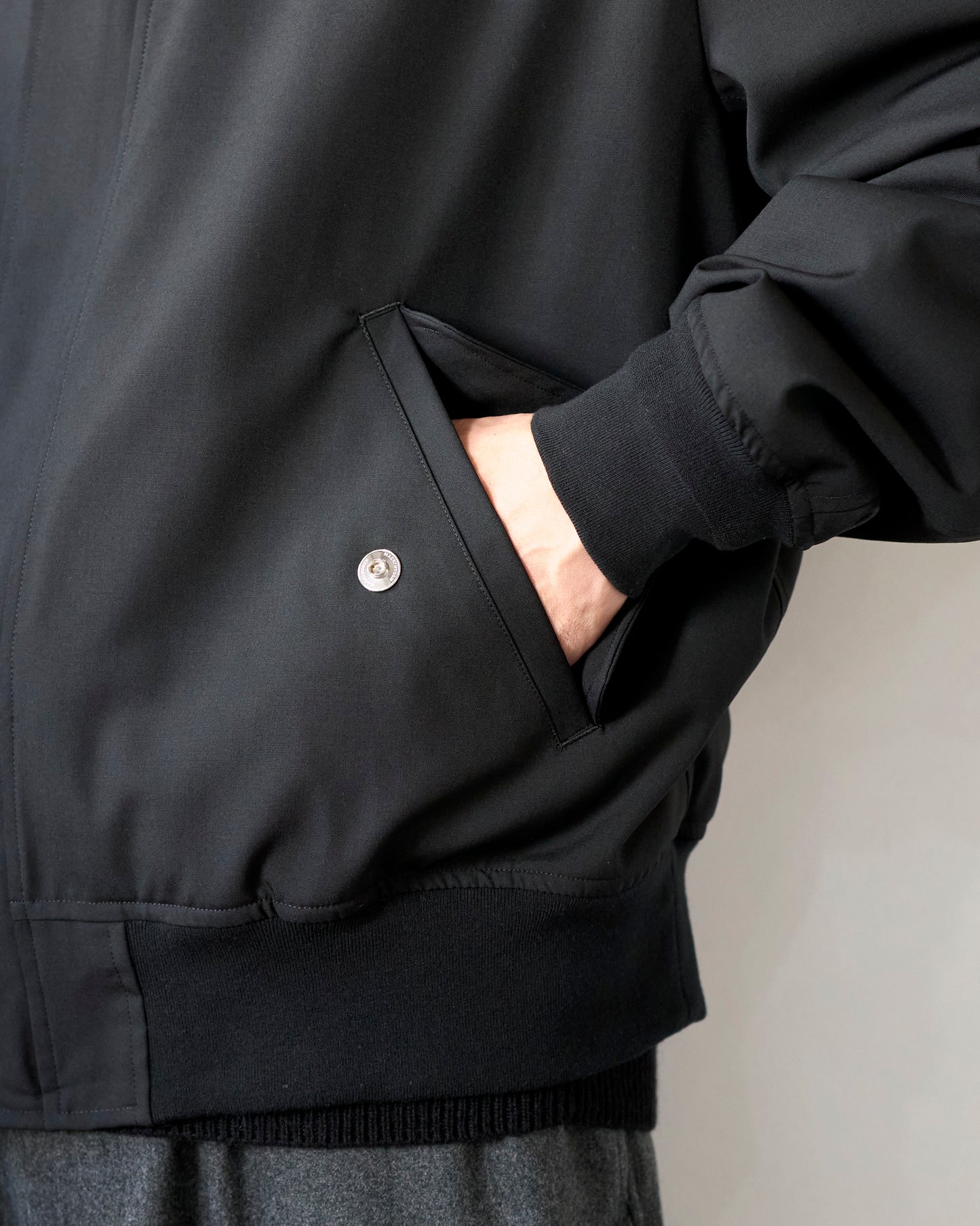 SAUGHTREE SHORT BLOUSON