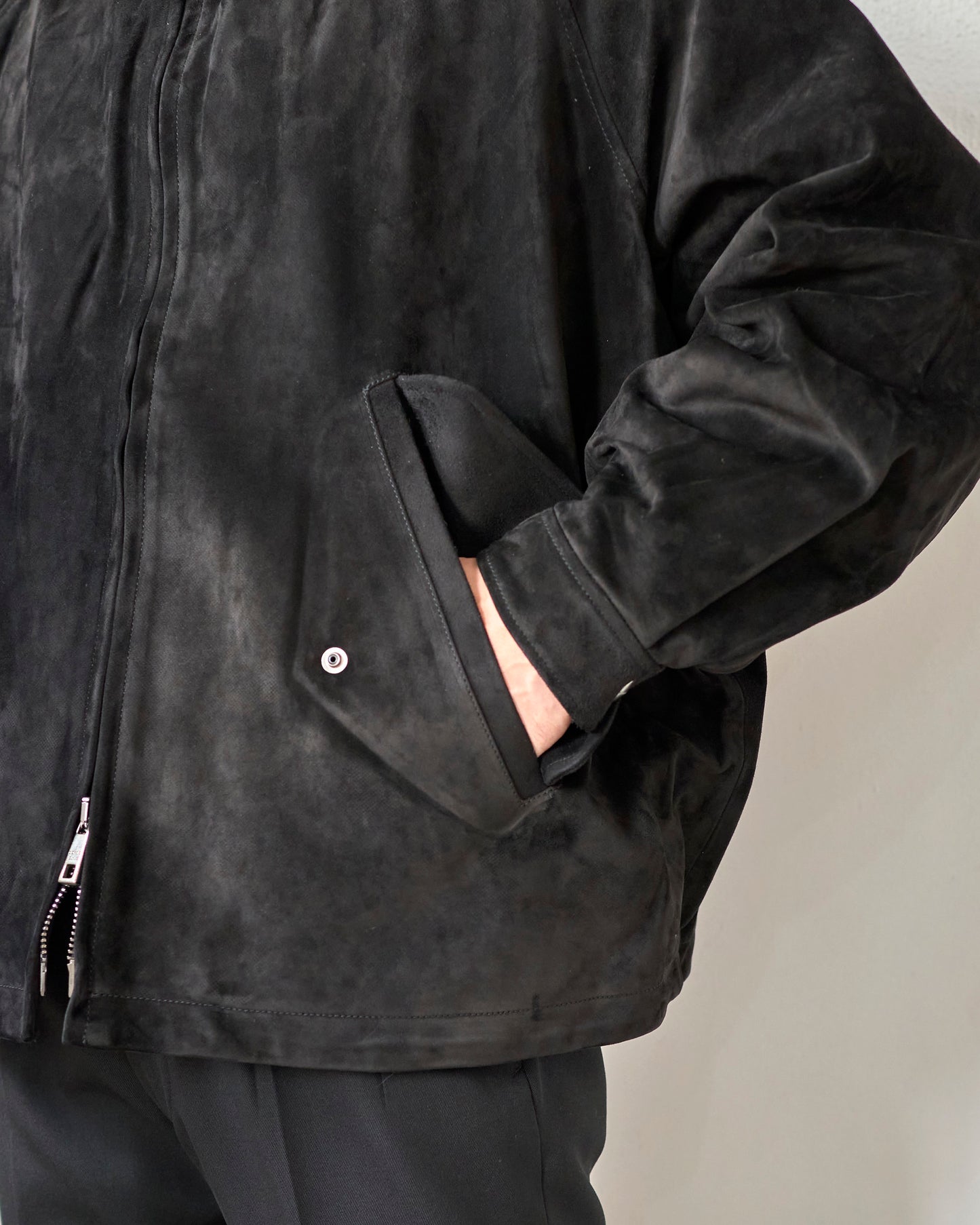 SUEDE LEATHER STAND COLLAR BLOUSON