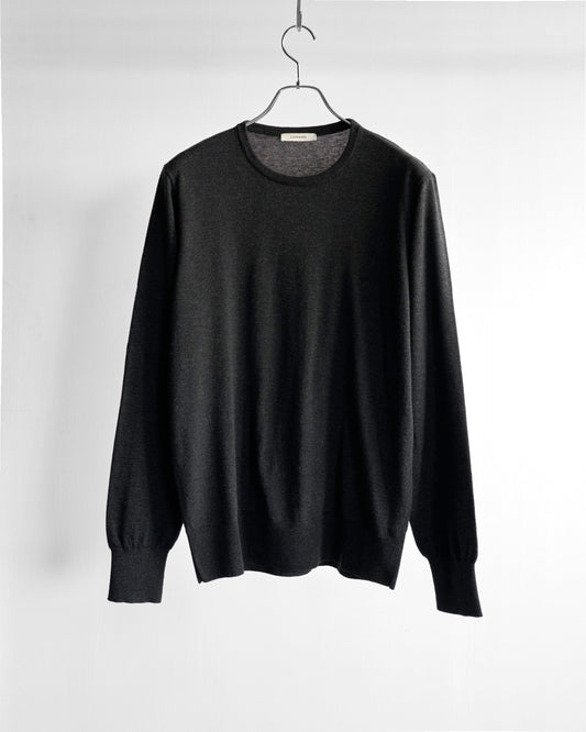 CREW NECK SWEATER