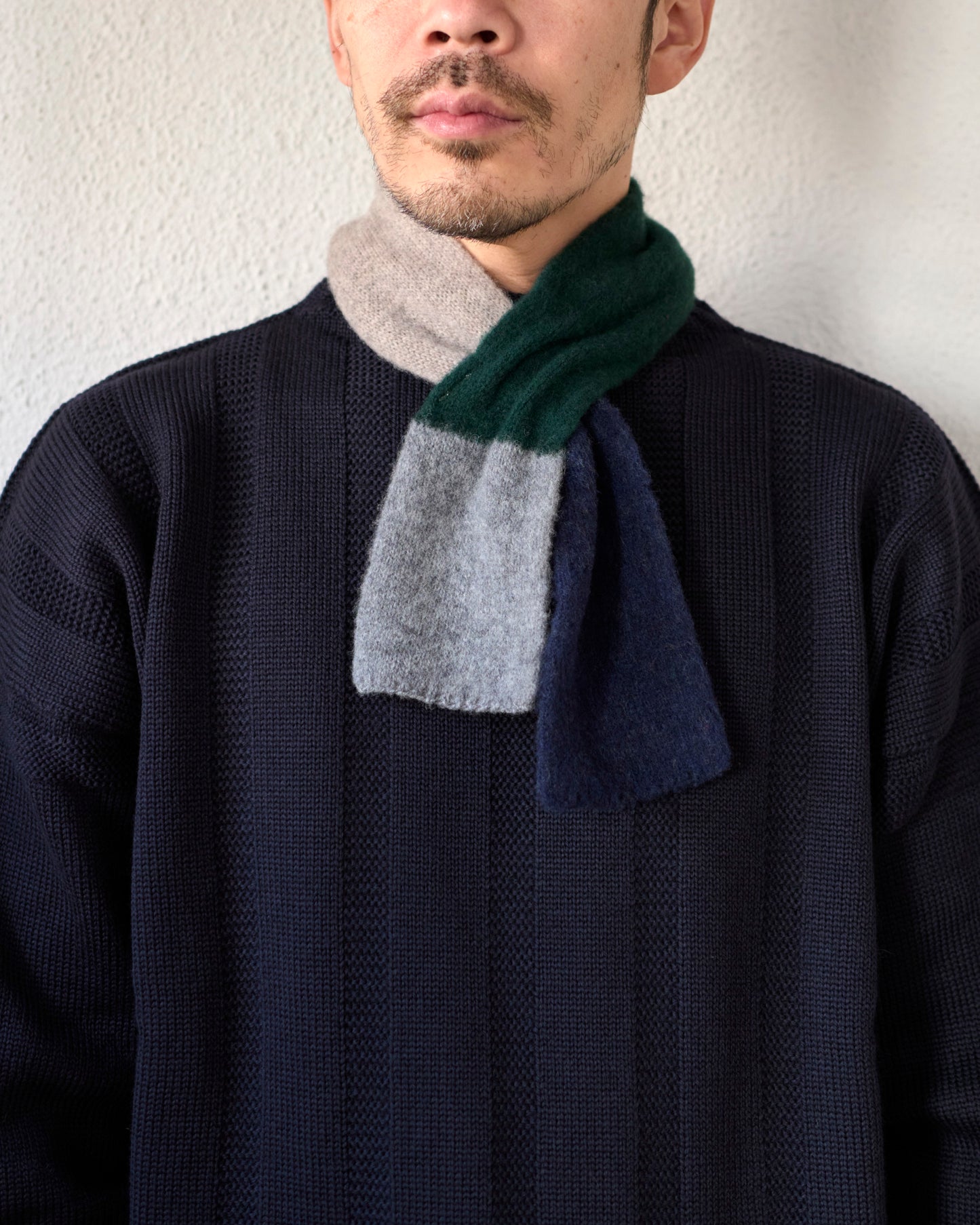 RAMBLING BRUSHED WOOL SCARF