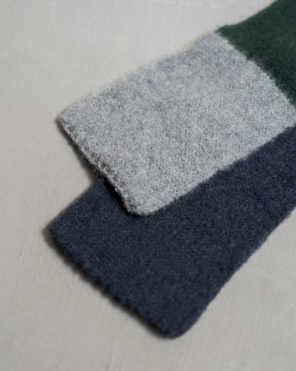 RAMBLING BRUSHED WOOL SCARF