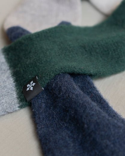 RAMBLING BRUSHED WOOL SCARF